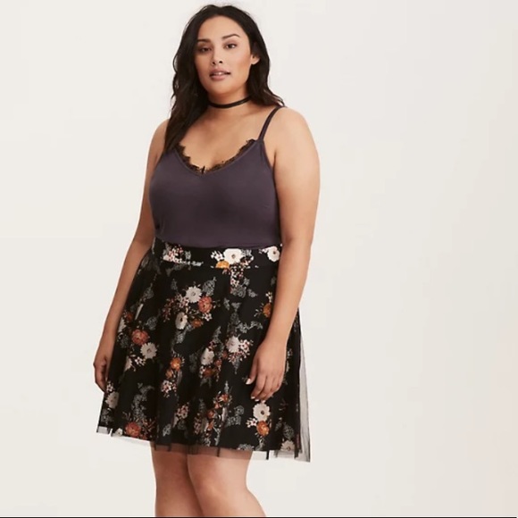 🆕 TORRID ⭐️ Floral Print Mesh Skater Skirt - Picture 3 of 13